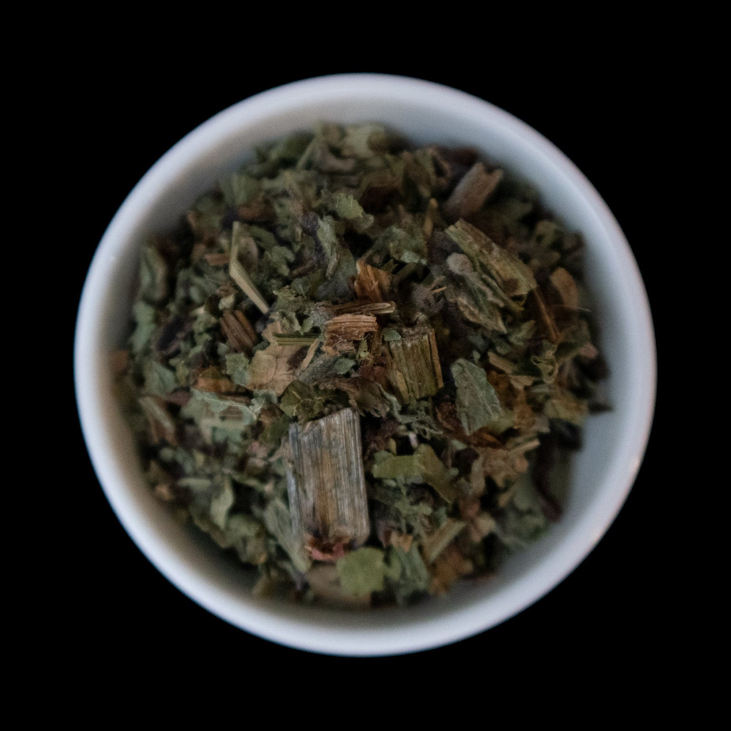 Chopped comfrey leaf