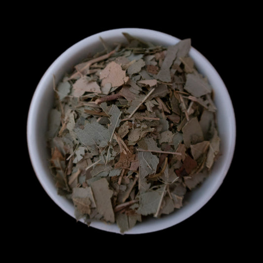 Chopped eucalyptus leaf